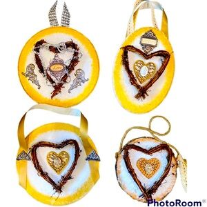 Set of 4 Handmade Grapevine and Wood Religious Wall Decor valentines